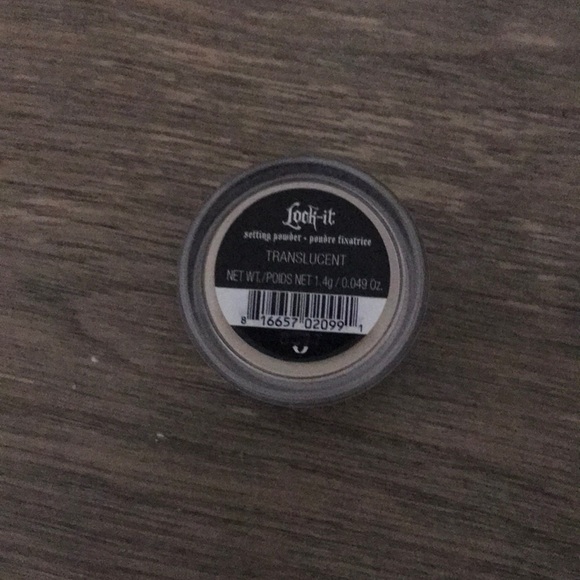 Kat Von D Trial Size Setting Powder - Picture 2 of 2